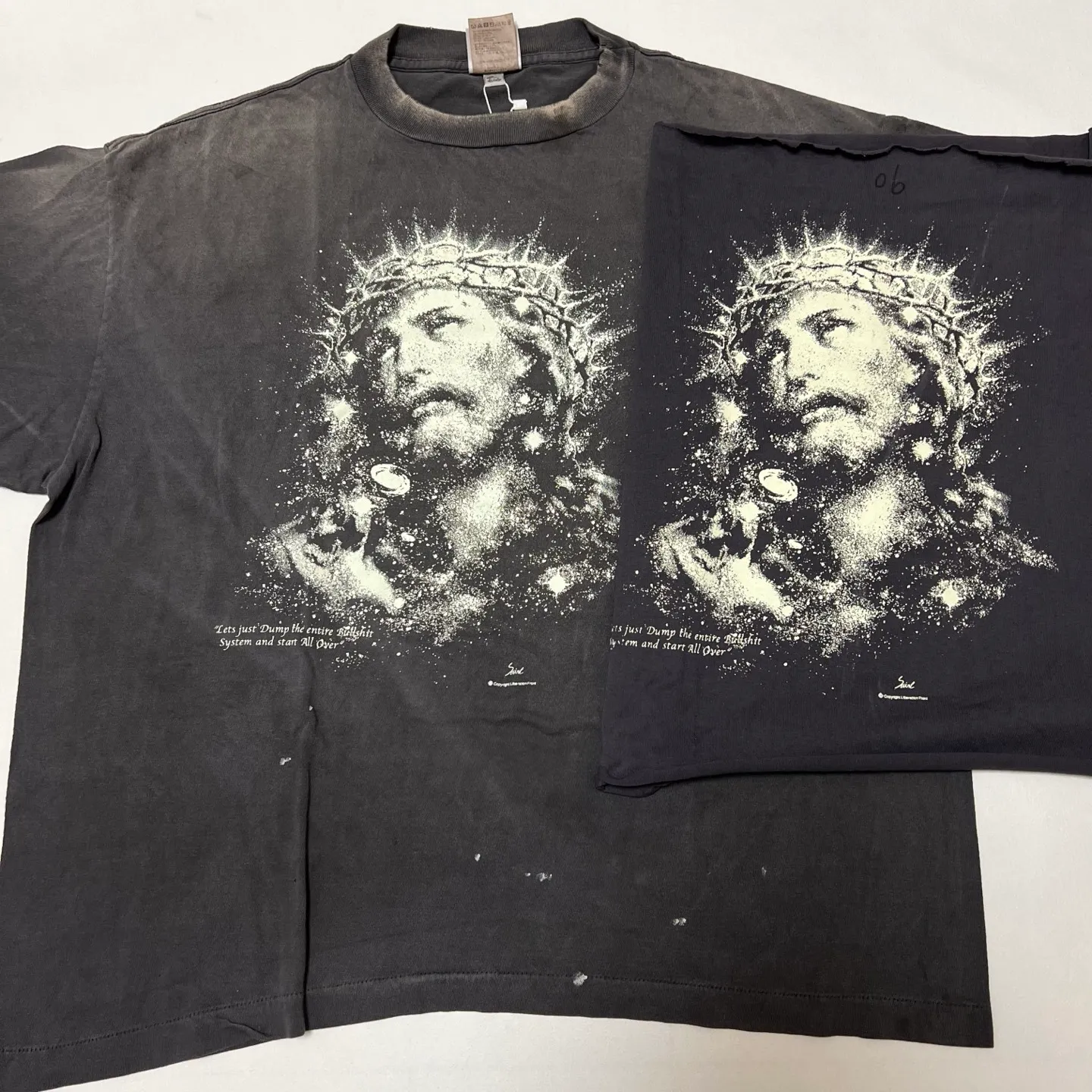 Printing proofing, luminous effect SAINT Mxxxxxx SS TEE/JESUS/BLK Luminous Jesus of Thorns, washed black S-XL, vulcanized garment dyeing, heavy washing, spray fading, simulating natural fading texture, creating ceiling new vintage effect, environmentally friendly luminous paste imported from Japan, significant luminous effect, tube-woven OE yarn fabric, correct accessories, top purchasing agent level